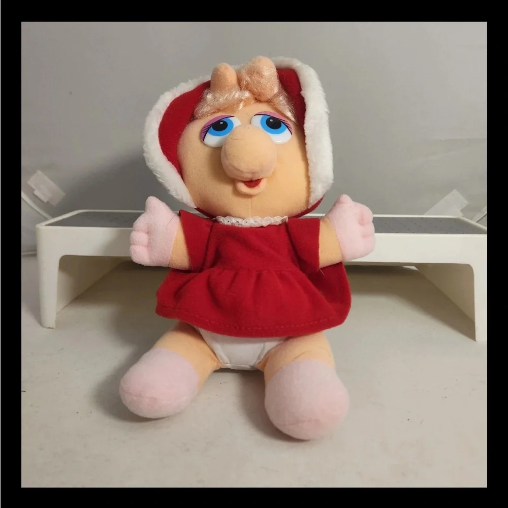 VTG Jim Henson’s Muppet Babies Christmas Baby Miss Piggy In Red Dress Plush Toy
